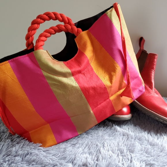 Silk handbag - Picture 3 of 3